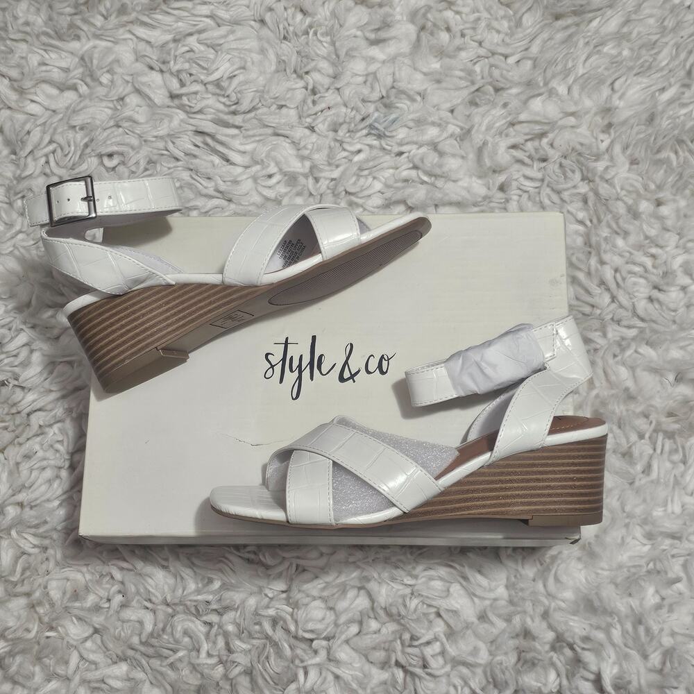 Style & Co Women's Faux Leather Wedge Buckle Closure Sandals Size 5 NWB